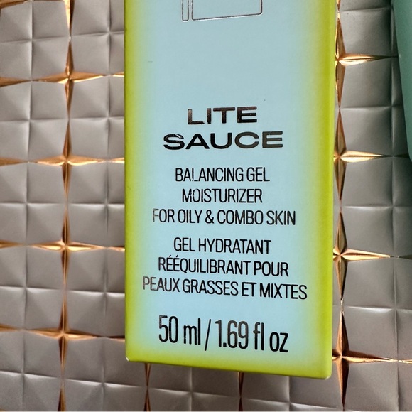 ITEM LITE SAUCE BALANCING GEL MOISTURIZER - Picture 3 of 14